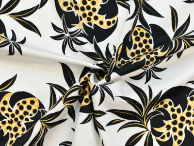 Cotton Poplin - Pomegranate Print